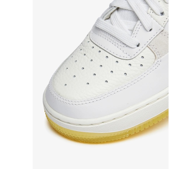 Nike Women's Air Force 1'07 Low  Color
SUMMIT WHITE/WHITE-OPTI YELLOW-SAIL 7.5 - Picture 5 of 16